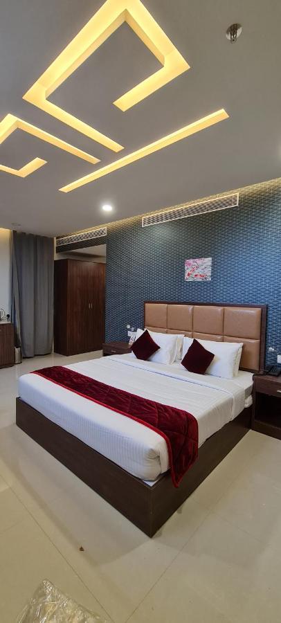 Pearl Palace Attingal Exterior photo