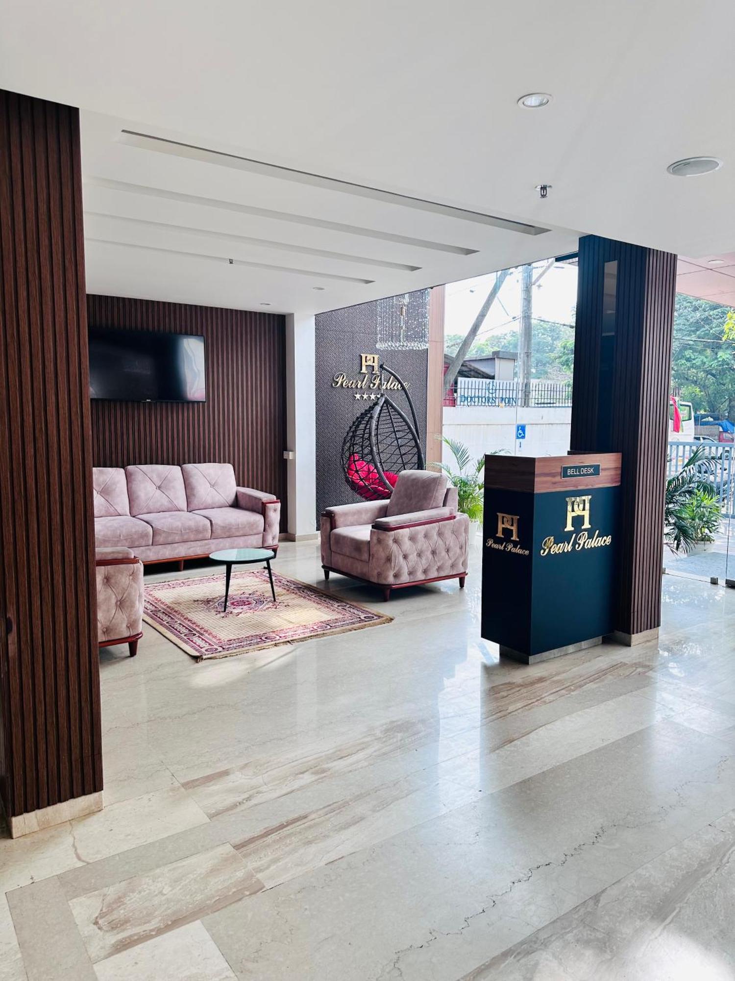 Pearl Palace Attingal Exterior photo